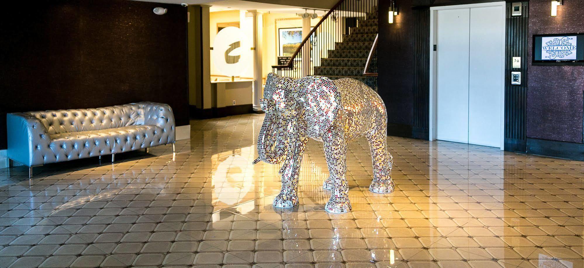 The Roslyn, Tapestry Collection By Hilton Hotel Exterior foto